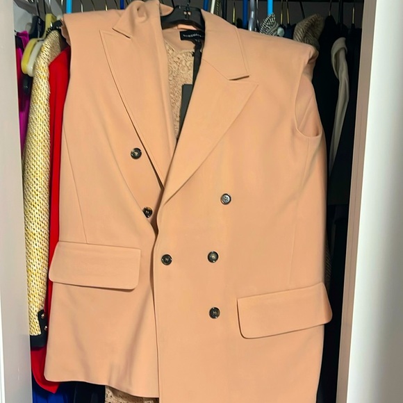 Oversized Vest - Picture 1 of 3